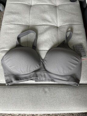 Underoutfit Comfort Shaping Lift with Comfort Strap NWT